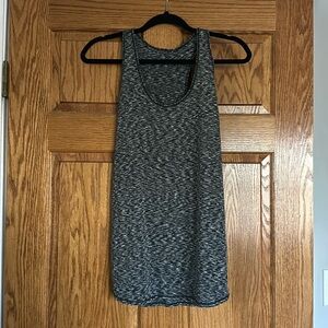 Lululemon Essential tank pleated